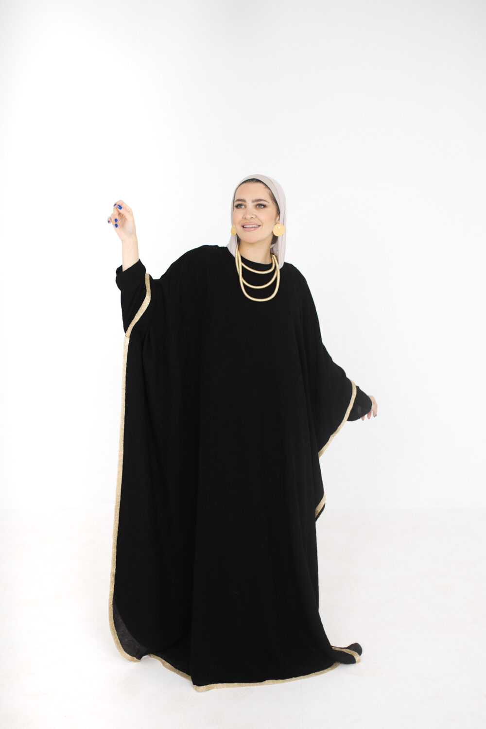 Butterfly abaya - Image 3