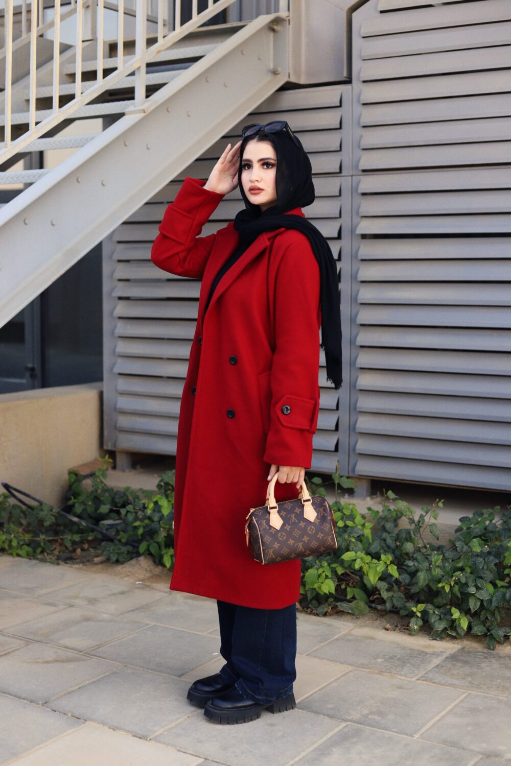 Red coat - Image 5